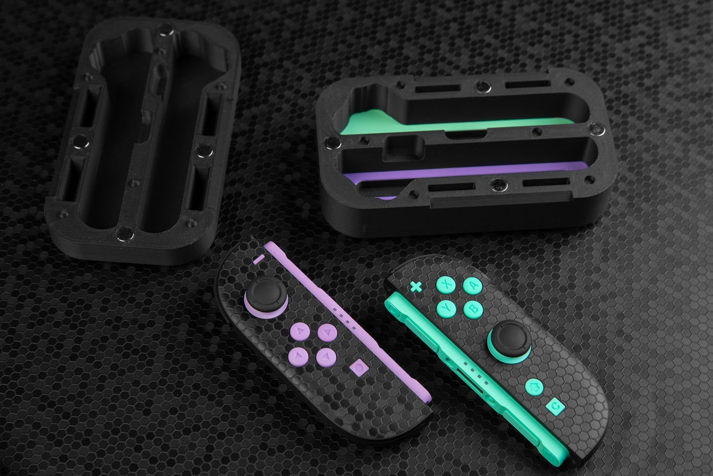 JoyPods - A magnetic travel case for your Joycons & Games